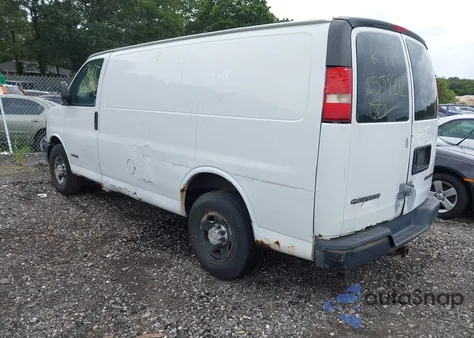 2006 Chevrolet Express Work Van z USA, uszkodzony, nr VIN 1GCGG25V561124410